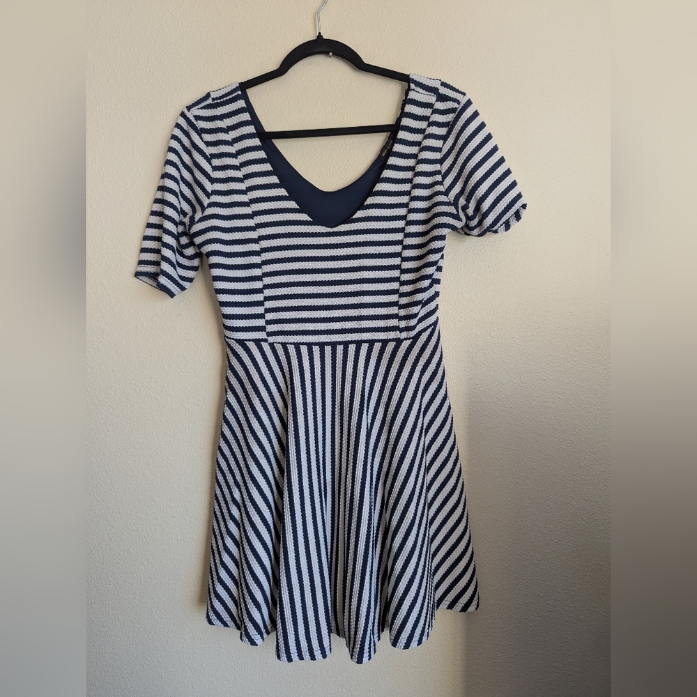 NWOT River Island Blue and White Fit and Flare V-Neck Mini Dress Size 14